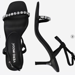 Vero Moda Black Strappy Sandals with Rhinestone Detail